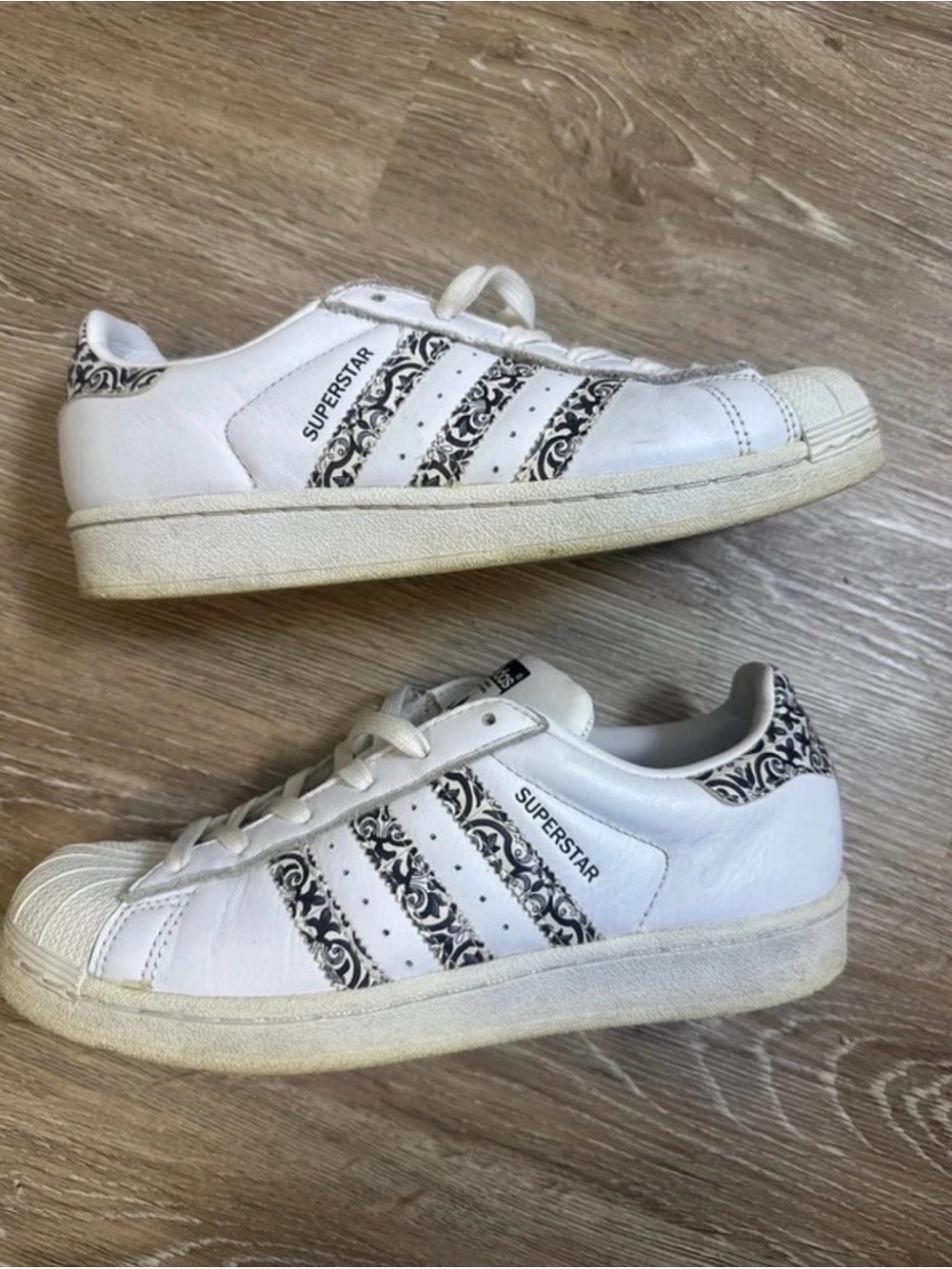 Adidas White Women's Superstar Sneakers with Black Patterned Stripes Size 7